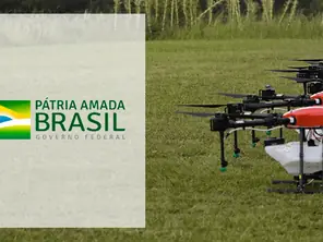 Ministério da Agricultura publica normativa para operação com drones de pulverização
