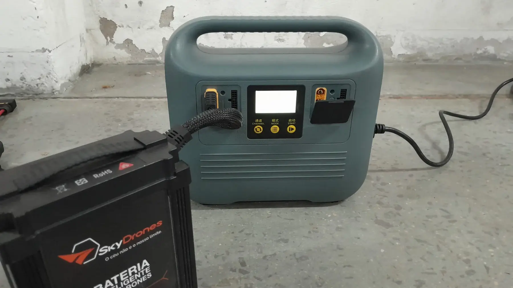 Certifique-se que o conector esteja bem fixado